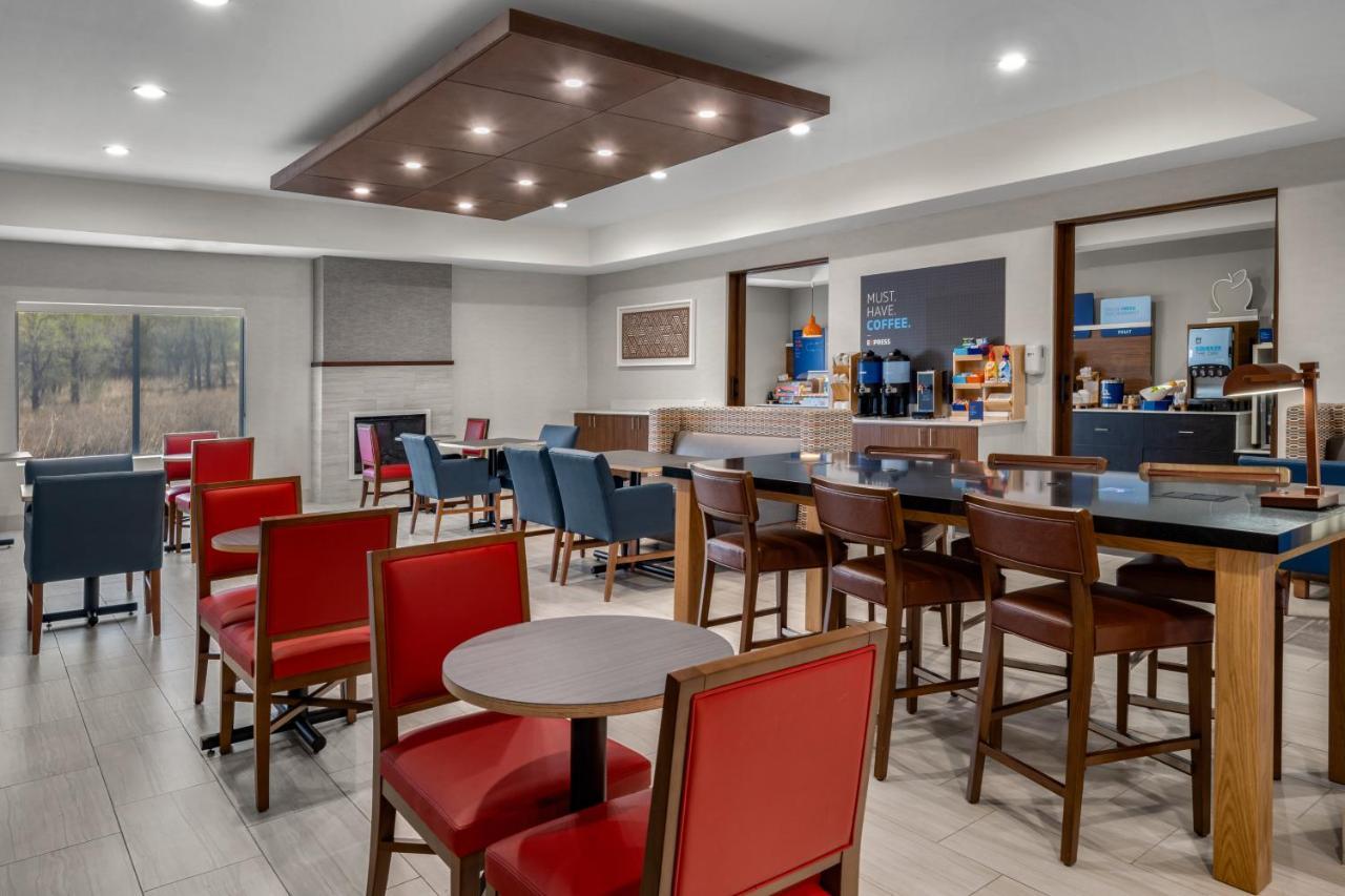 Holiday Inn Express & Suites Graham By Ihg Exteriör bild